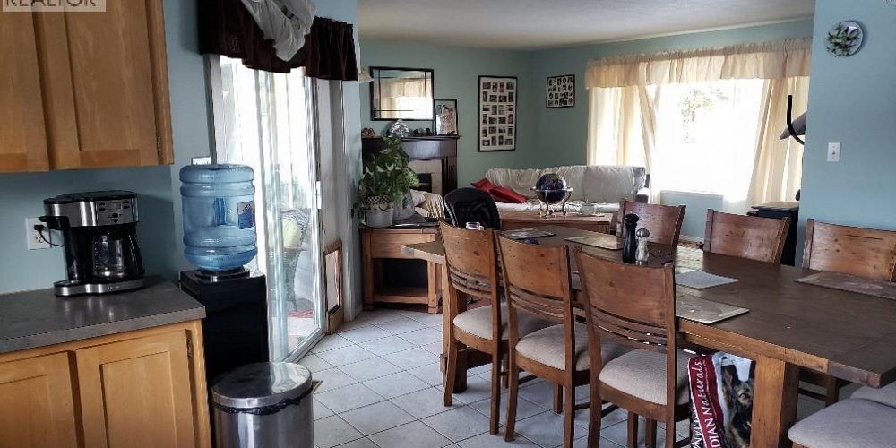 2455 KRESTON STREET Terrace Photo 5 2455 KRESTON STREET Terrace Photo 5